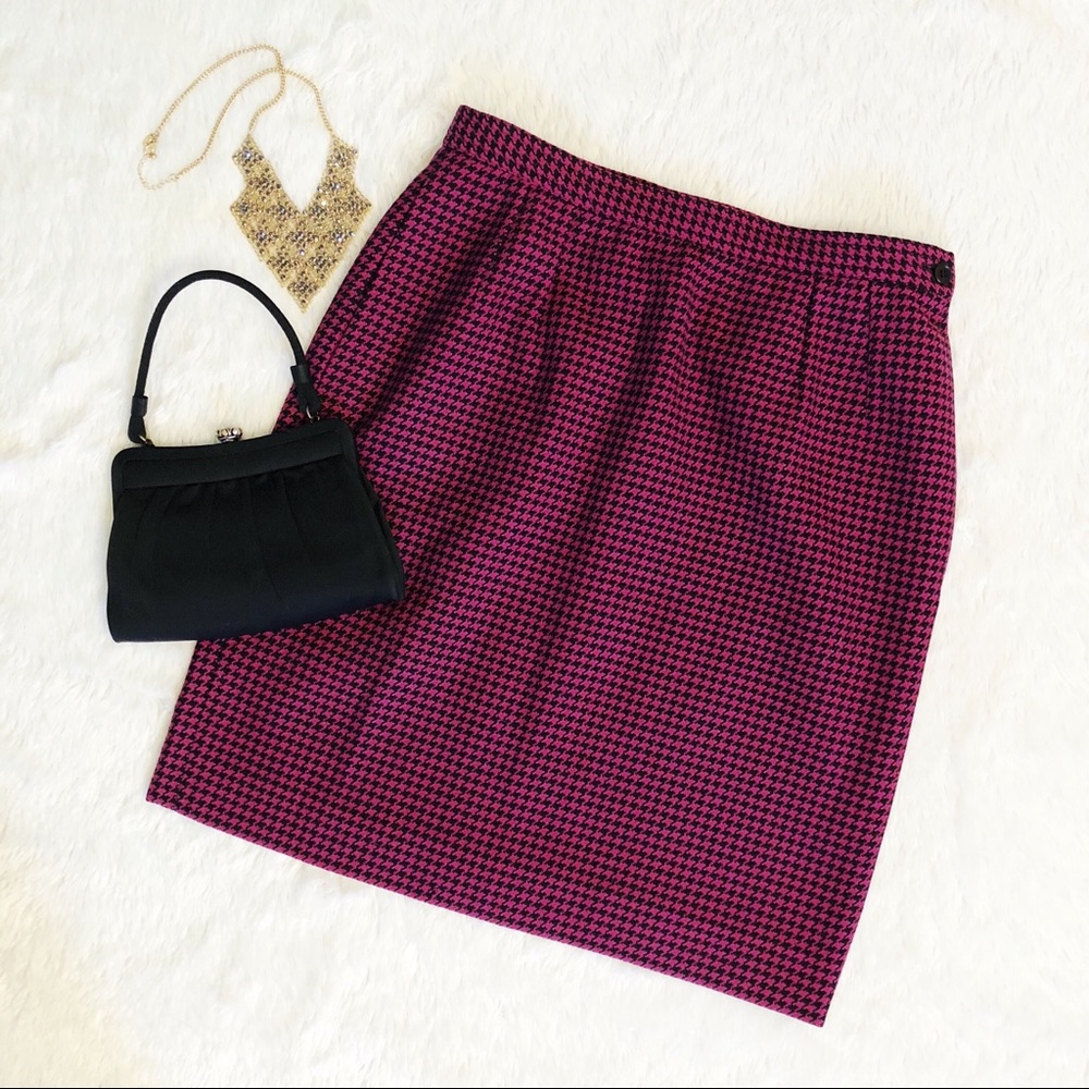 Vintage Valentino Skirt, Houndstooth Pattern